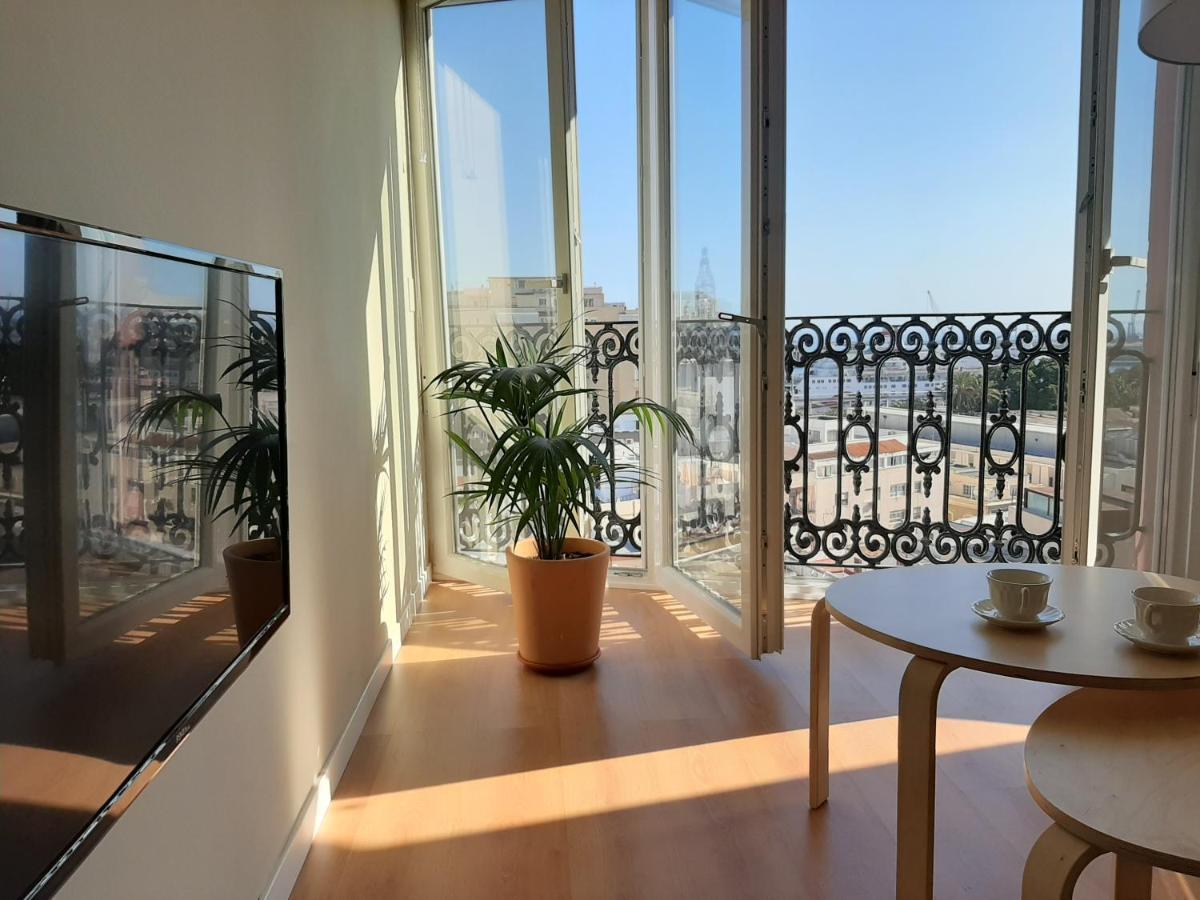 Vivienda Bendicho- Catedral Apartment Almeria Bagian luar foto