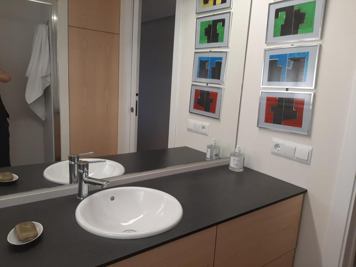 Vivienda Bendicho- Catedral Apartment Almeria Bagian luar foto